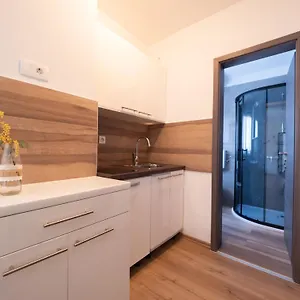 Appartamento Cozy With Breakfast On Request 1, Pola