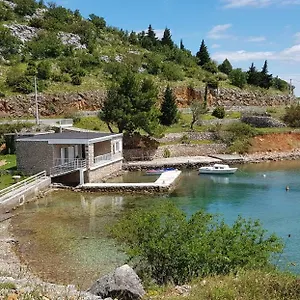 kua-za-odmor-jelena.hotelinzadar.com/