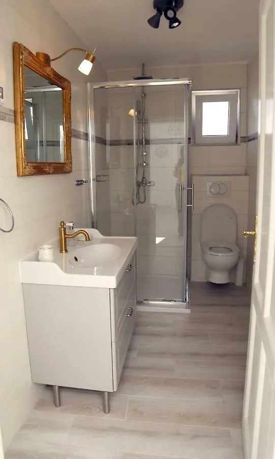 Sweet Suite With Free Private Parking Pula Apartment